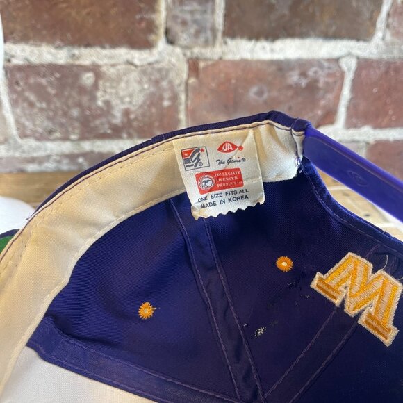 Vintage Washington University Huskies Snap Back Purple Hat - Picture 9 of 9